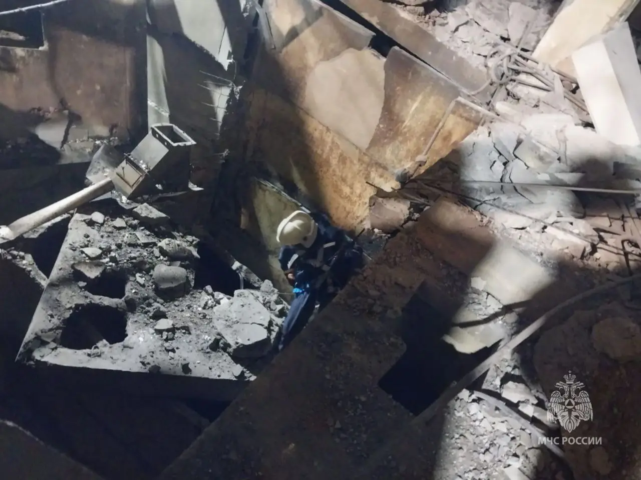 Режим ЧС локального характера введен после взрыва на заводе в Белогорске. Фото. © ГУ МЧС России по Амурской области