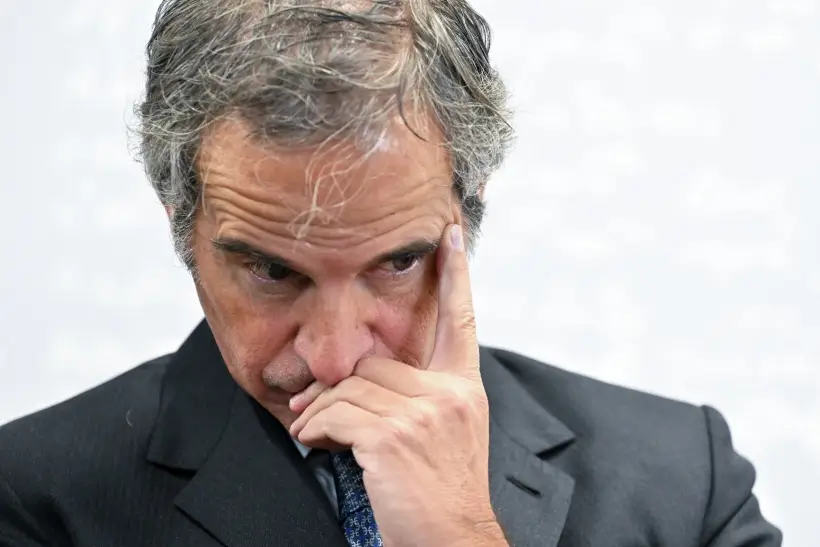 Гросси: по фрагментам нельзя выяснить происхождение атаковавших ЗАЭС дронов. Фото. © РИА Новости. Илья Питалев