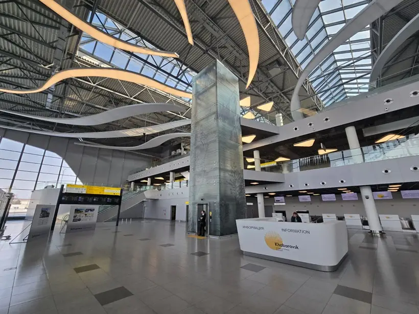 Трутнев недоволен затягиванием сроков сдачи международного терминала аэропорта Хабаровска. Фото. © 