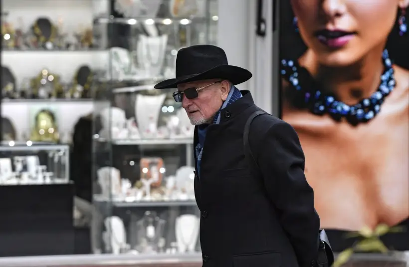 Перед тем, как отправиться за подарком, попытайтесь разузнать, чего хочет его будущий получатель. Фото