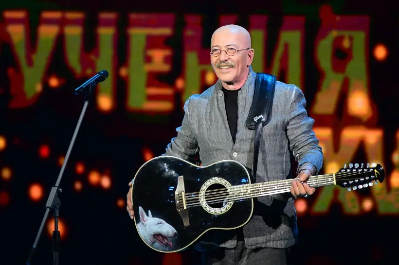 Певец Александр Розенбаум на церемонии вручения премии "Шансон года". Фото