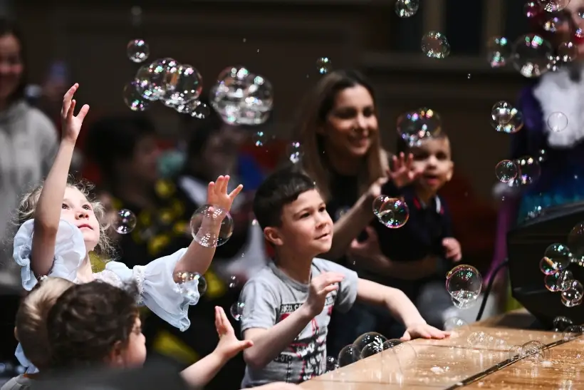 Культурный досуг тоже может быть увлекательным – главное, выбрать подходящую тематику. Фото