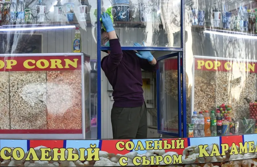 Раньше попкорн был только сладким, соленым или сладко-соленым, однако сегодня выбор вкусов у этого лакомства значительно расширился. Фото