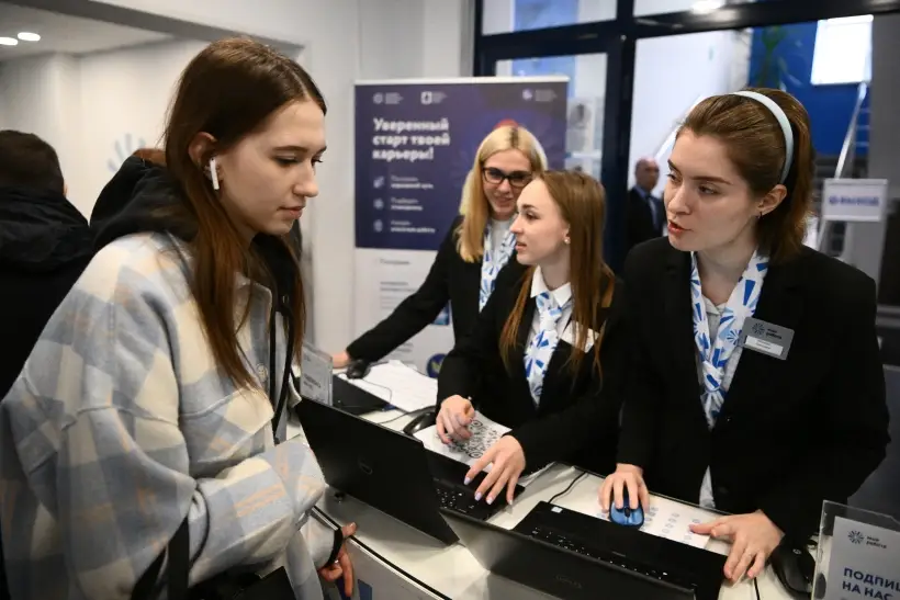 Почти 30 тыс. школьников планируется трудоустроить на время каникул на Кубани. Фото. © РИА Новости. Алексей Майшев