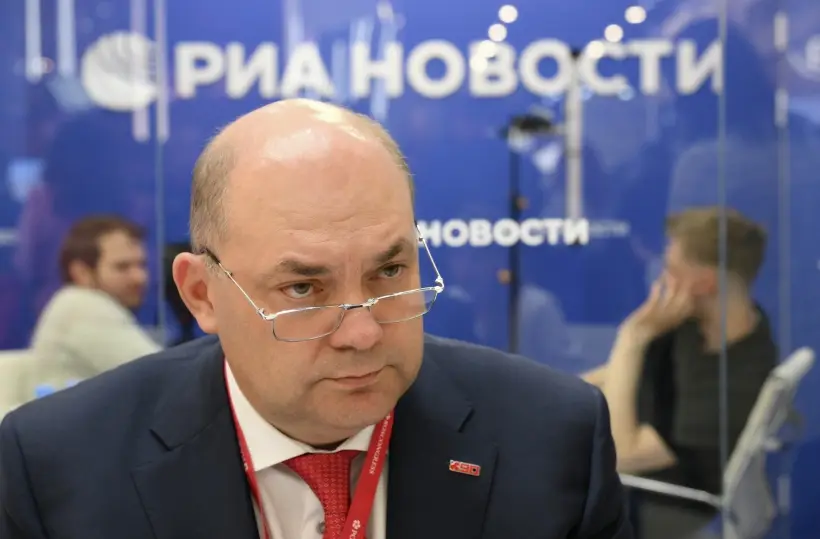 Экс-губернатор Смирнов обвиняется в мошенничестве на 1 млрд руб. при строительстве фортификационных сооружений на границе с Украиной - МВД. Фото. © РИА Новости. Александр Кряжев