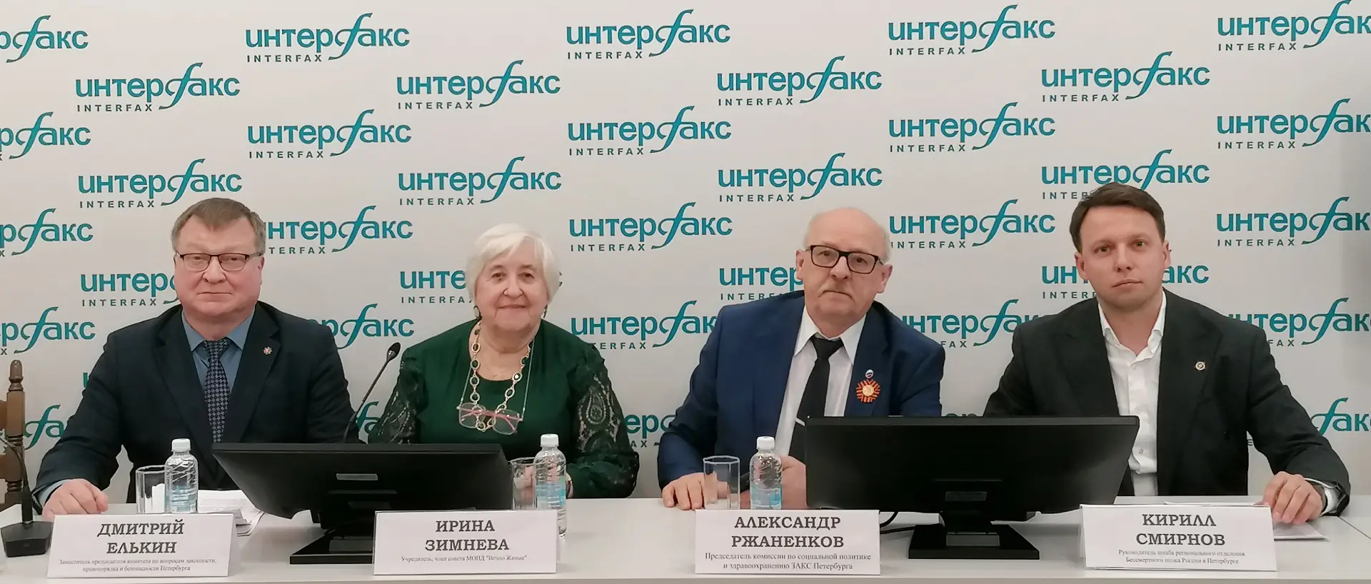 Депутаты Петербурга ожидают отказа от четырехмесячного 