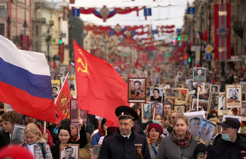 Гостей из других регионов РФ ждут на шествии 