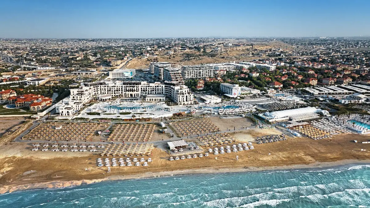 Стартовала полетная программа авиакомпании Azal на курорт See Breeze в Баку. Фото. © Пресс-служба курорта See Breeze