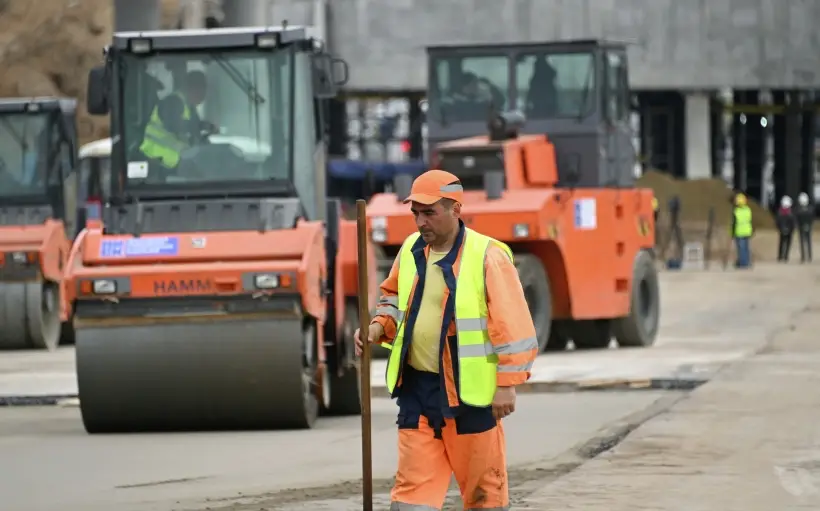 Строительство и ремонт почти 55 км дорог утвердили в Москве с начала года. Фото. © РИА Новости. Кирилл Каллиников