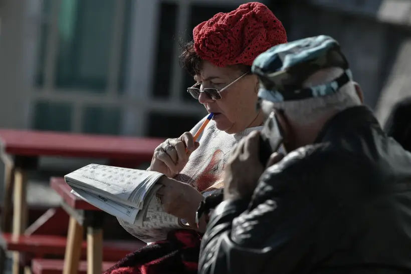 Решаем кроссворды - улучшаем память. Фото