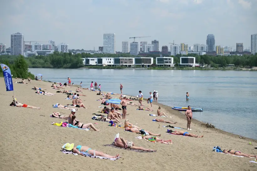 Более 1,6 тыс. безопасных мест для купания открыто в регионах России. Фото. © РИА Новости. Александр Кряжев