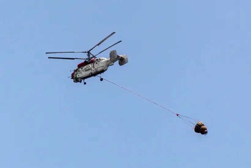 Более 5 тысяч туристов эвакуировали на Крите из-за лесных пожаров. Фото. © РИА Новости. Костис Нтантамис