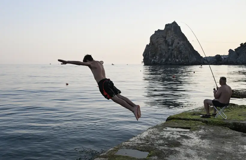 Отдых на воде летом: какие правила необходимо соблюдать