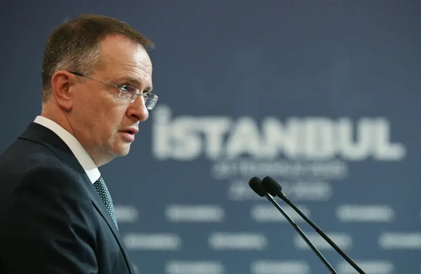 Для возможной встречи президентов РФ и Украины необходимо проработать условия соглашения - Мединский. Фото. © РИА Новости. Рамиль Ситдиков