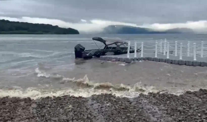 Также цунами после сильного землетрясения зафиксировали на Курильском озере в Южно-Камчатском заказнике. Фото
