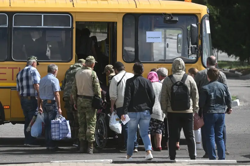 Около 350 жителей Тырныауза эвакуировали из-за угрозы повторного селя в КБР. Фото. © РИА Новости Михаил Воскресенский