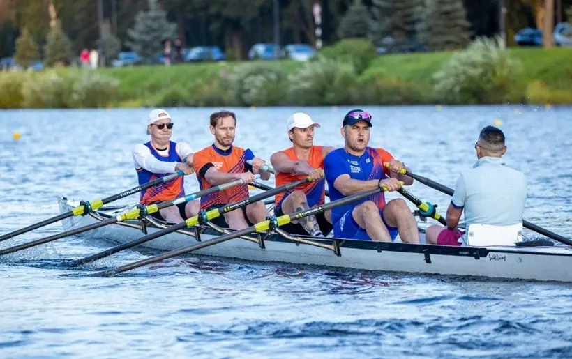 Компаниада по гребле прошла в День физкультурника в Петербурге. Фото. © ООО 