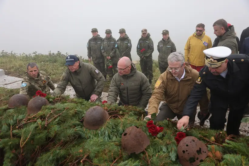 Мероприятия в честь 80-летия последней битвы Второй мировой войны прошли на Северных Курилах. Фото. © Пресс-служба правительства Сахалинской области. Алексей Горбунов