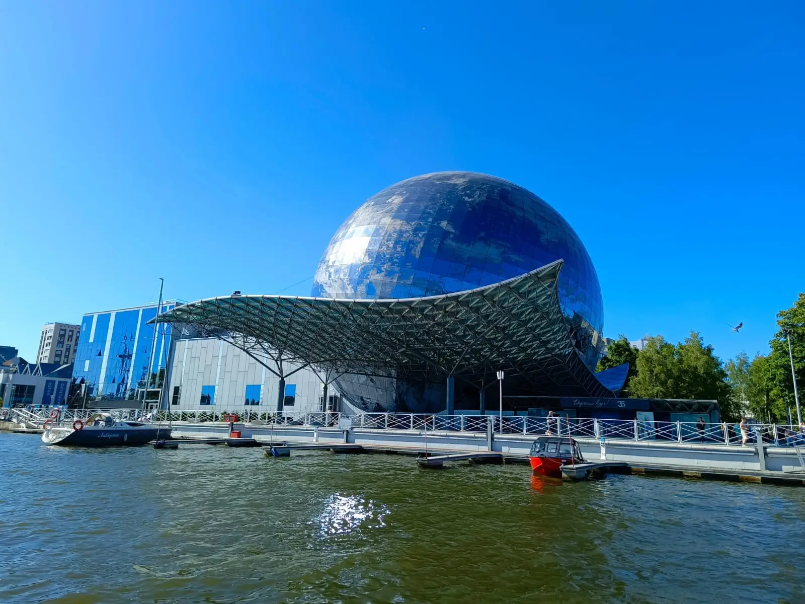 Новый корпус-шар Музея мирового океана откроется для посетителей в Калининграде. Фото. © Интерфакс. Людмила Стрельцова