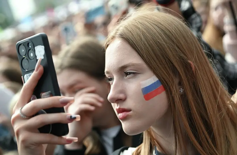 Роскомнадзор заявляет, что не ограничивает работу Google Meet в РФ. Фото. © РИА Новости. Максим Богодвид