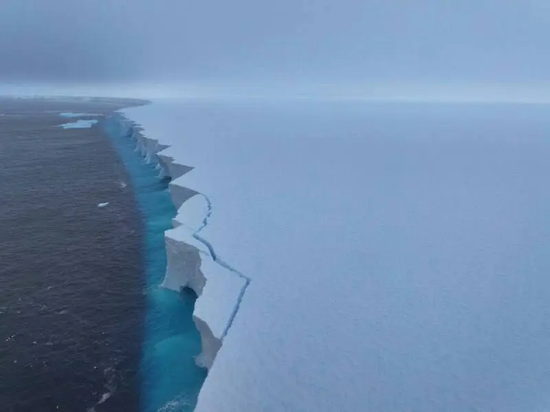 Ледник. © ААНИИ. Вадим Махоров