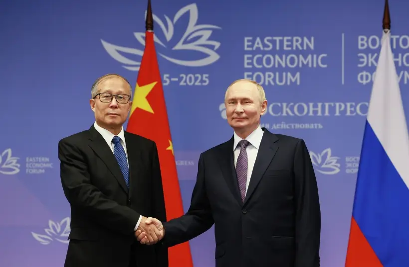 Россия зеркально ответит на решение КНР о безвизовом режиме для россиян - Путин. Фото. © РИА Новости. Владимир Смирнов