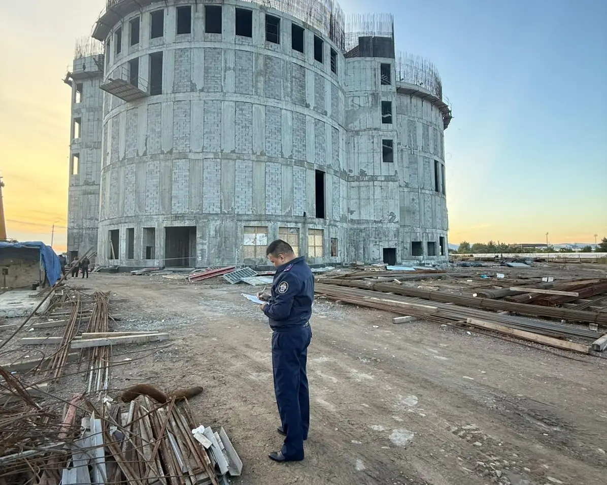 Три человека погибли на строительном объекте Национального музея Бурятии. Фото. © СУ СК России по Бурятии