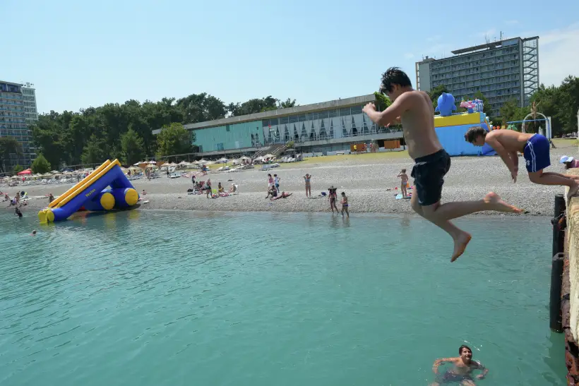 Туроператоры просят пересмотреть порядок выезда детей в Абхазию и Белоруссию. Фото. © РИА Новости. Томас Тхайцук