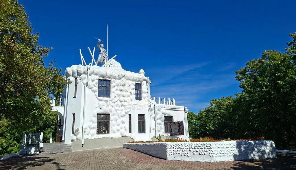 Ретро-электричку запустили из Хабаровска по новому турмаршруту "Земля дальневосточного мужества"