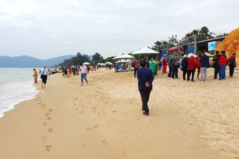 Россияне не отказываются от поездок в Китай в связи с приближением тайфуна 