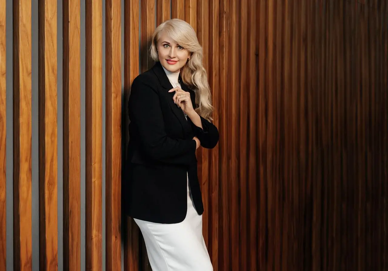 Вице-президент Cosmos Hotel Group: хороший отель сам становится точкой притяжения туристов в регион. Фото. Вице-президент по коммерческой деятельности и маркетингу Cosmos Hotel Group Елена Махрова. © Пресс-служба Cosmos Hotel Group