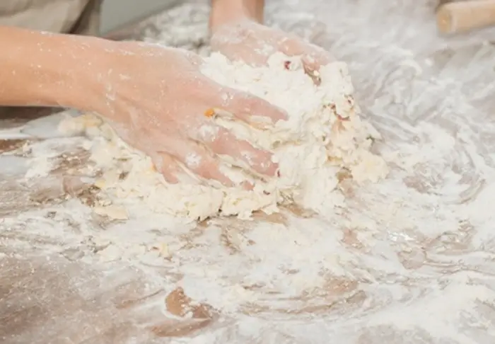 Приготовление чипсов начос с нуля - процесс несложный и даже весьма увлекательный. Фото