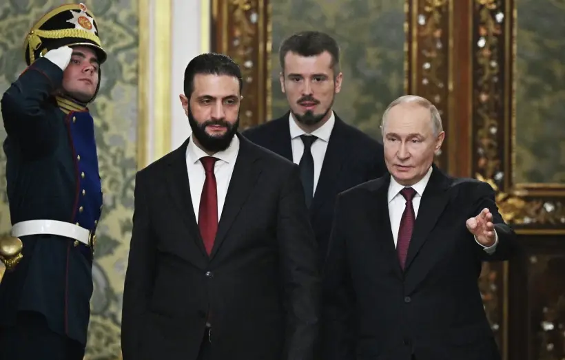 Кремль: тема российских баз в Сирии была в повестке общения Путина и аш-Шараа. Фото. © РИА Новости. Сергей Бобылев