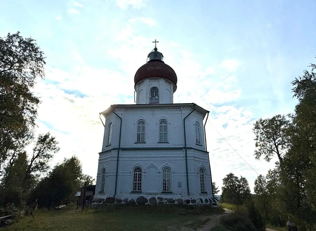 Храм-маяк Свято Вознесенского скита считается уникальным архитектурным сооружением. © "Интерфакс". Юлия Батырь