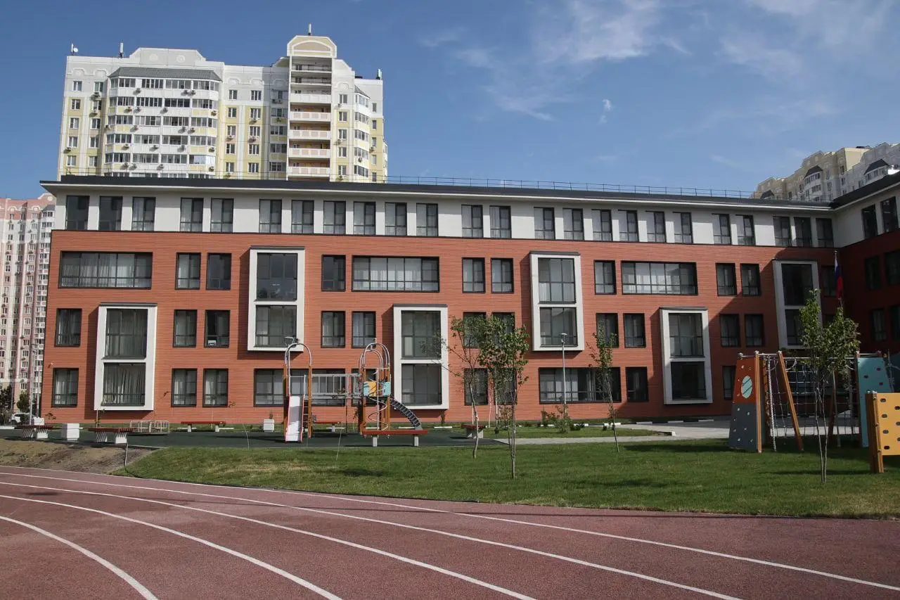 Строительство семи новых школ завершат в Ростовской области до конца 2027 года. Фото. © 