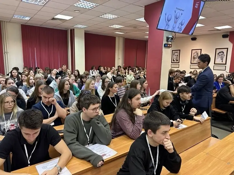 Изменения на рынке труда и ожидания работодателей обсудили на форуме в МУИВ