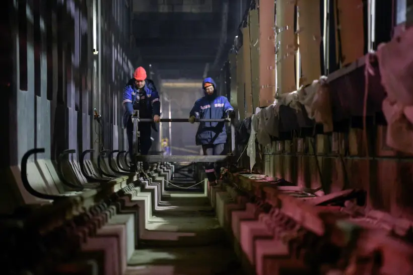 Глава Петербурга подтвердил планы сдать две станции метро до конца года. Фото. © РИА Новости. Александр Гальперин