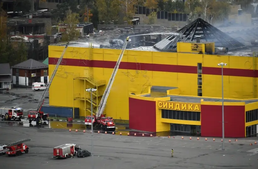 Торгово-офисный центр построят вместо сгоревшей 