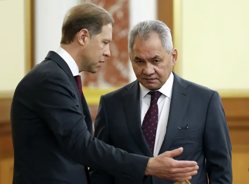 Шойгу: Мантуров возглавит попечительский совет кластера переработки РЗМ в Сибири. Фото. © РИА Новости. Дмитрий Астахов