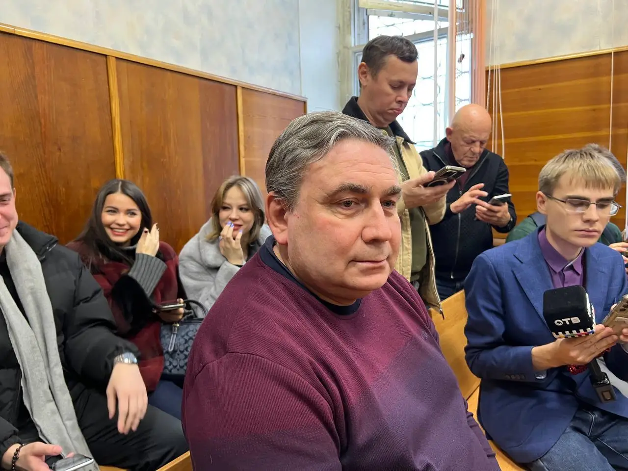 Суд отложил на декабрь процесс по делу свердловского экс-министра ЖКХ Смирнова. Фото. © 