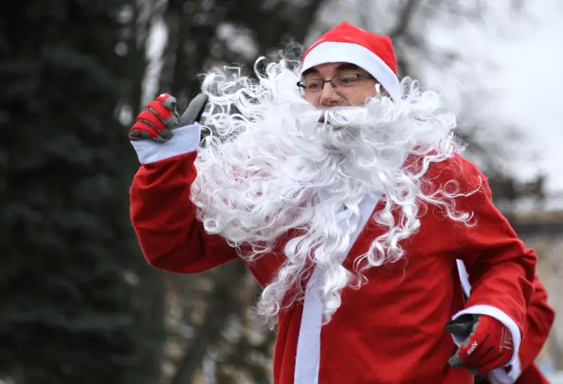 Забег Дед Морозов пройдет в Рязани 18 ноября. Фото. © РИА Новости. Максим Блинов