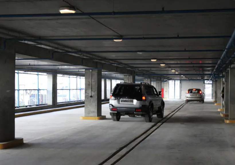 Свыше 1 млн машино-мест поставили на кадастровый учет в РФ с 2017 года. Фото. © РИА Новости. Владимир Федоренко