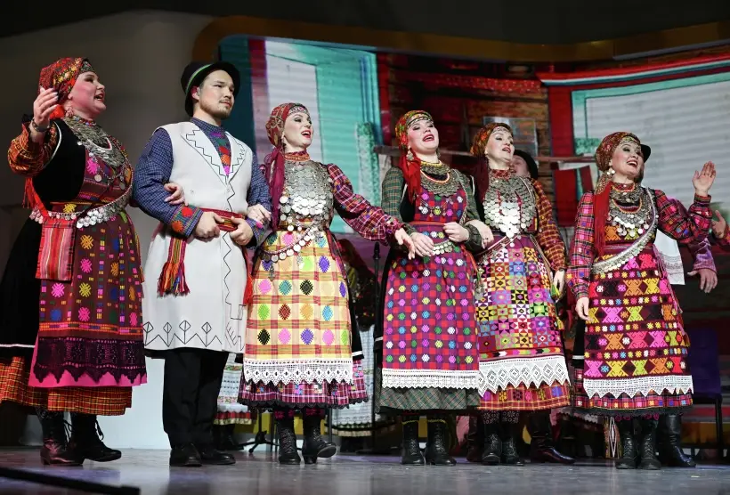 Туроператоры из Китая ознакомятся с маршрутами в Удмуртии. Фото. Свадебная церемония в национальных традициях Удмуртии. © РИА Новости. Павел Бедняков