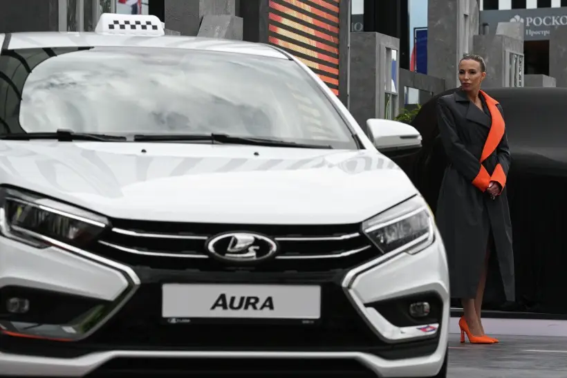 Lada Aura – один из автомобилей, подпадающих под новые требования локализации. Фото