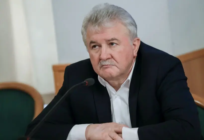 Председатель комитета Госдумы РФ по транспорту Евгений Москвичев отмечал необходимость определения государством вертикали локализации автомобилей. Фото