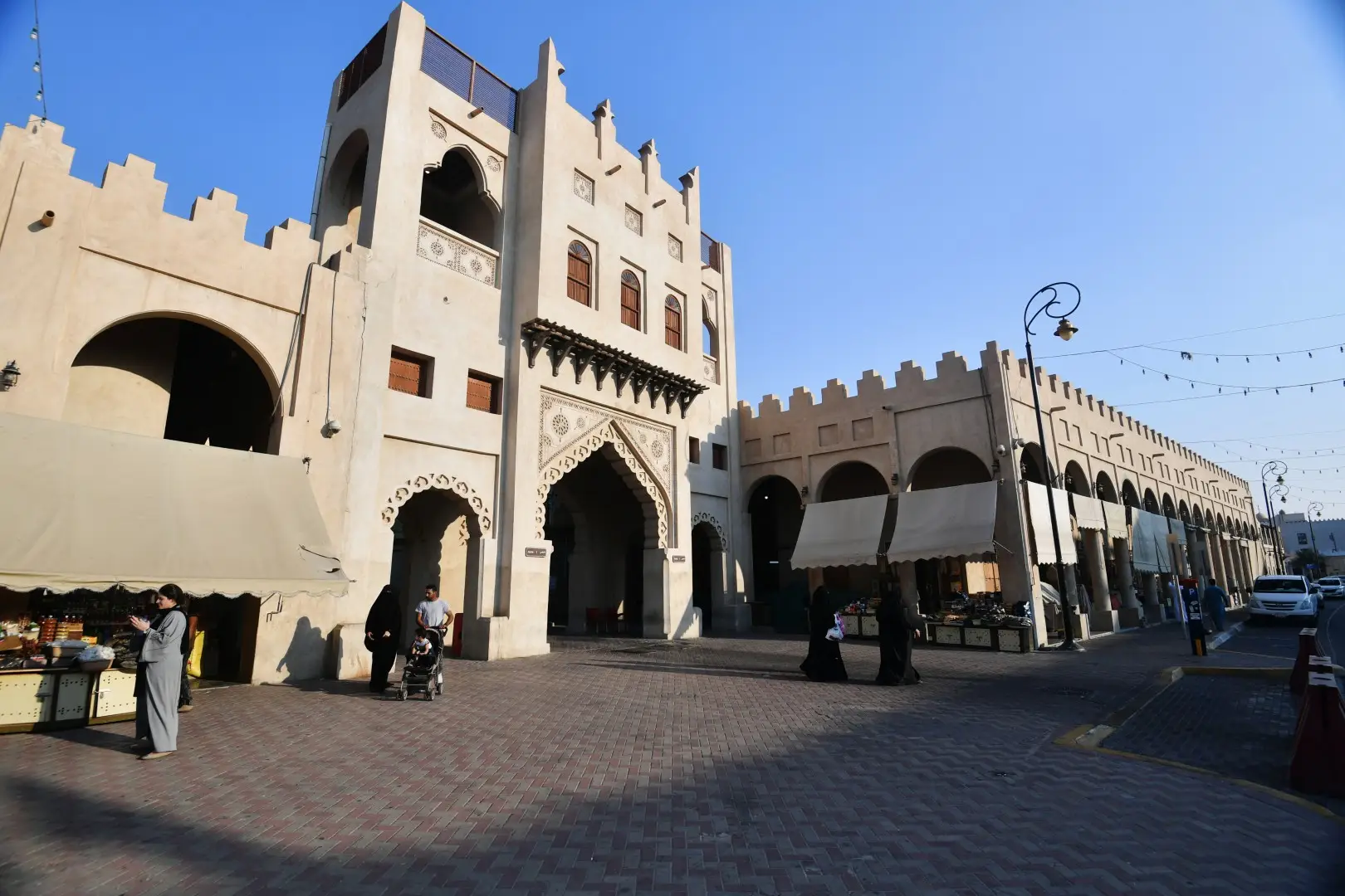 Саудовская Аравия: что за страна, дресс-код для туристов и когда пройдет чемпионат по футболу. Фото. Рынок в городе Эль-Хаса в Саудовской Аравии. © РИА Новости. Михаил Воскресенский