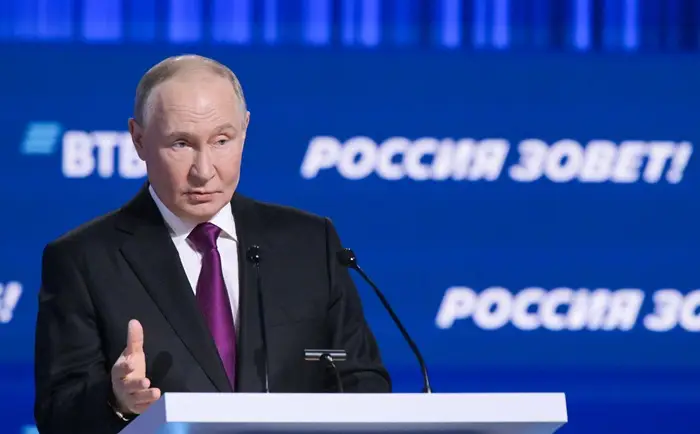 Инфляция в РФ в 2025 г. будет ниже прогнозов - около 6% - Путин. Фото. © РИА Новости. Евгений Биятов