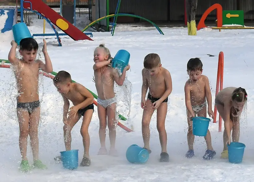 Закаливание: польза и вред, важные советы перед моржеванием