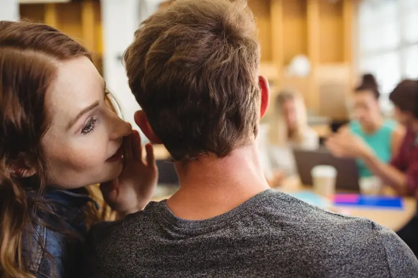 Лучшие новогодние игры для взрослых и детей: как развлечь гостей