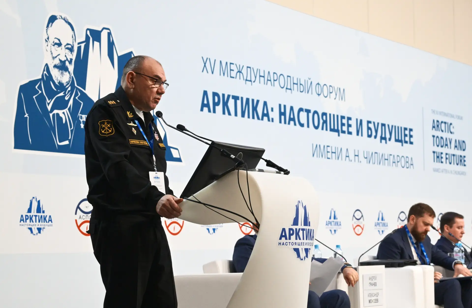 Главком ВМФ назвал освоение Арктики бесспорным историческим правом России. Фото. © РИА Новости. Алексей Даничев